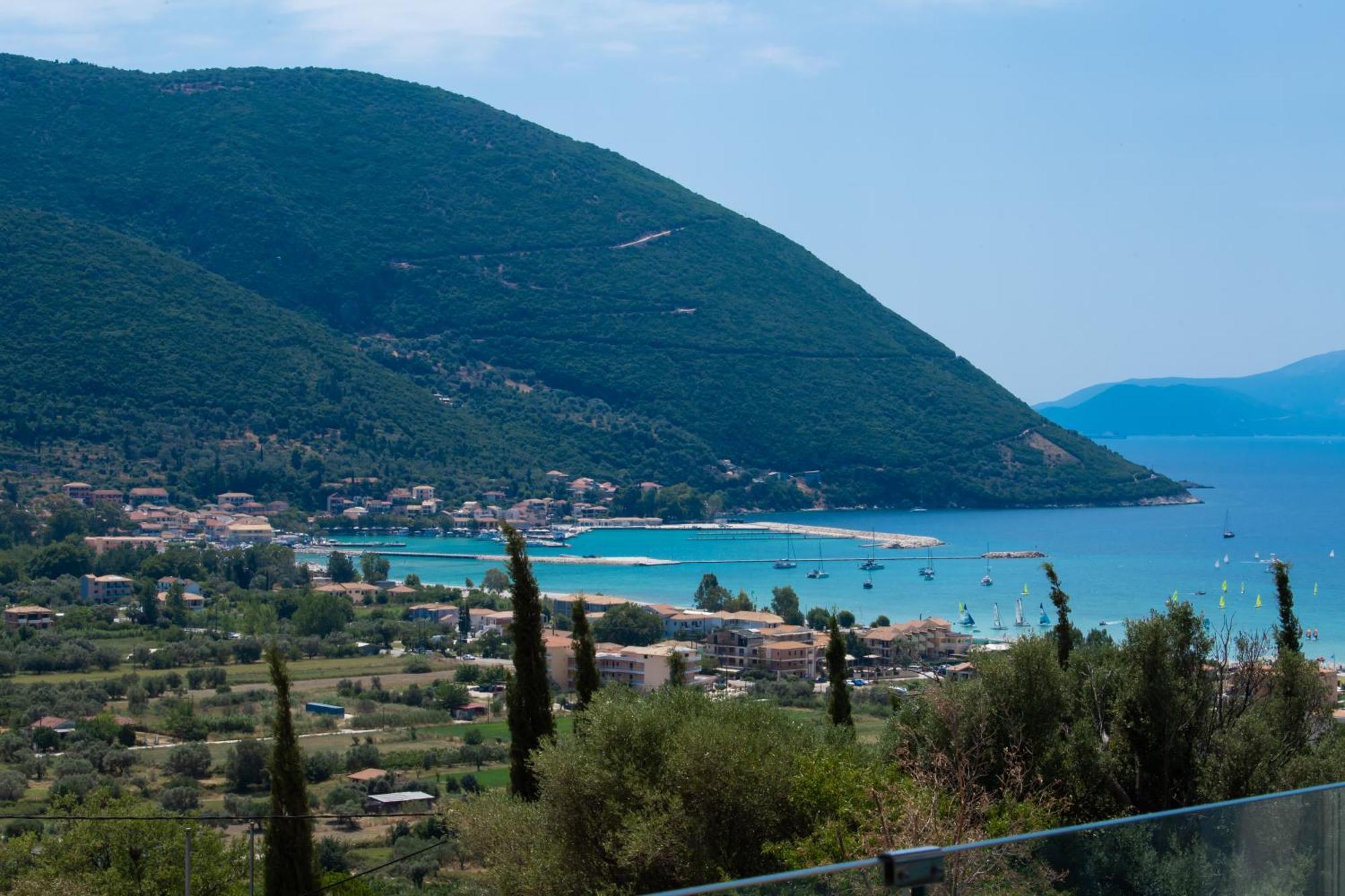 Calionas Suites Vasiliki  Exterior photo